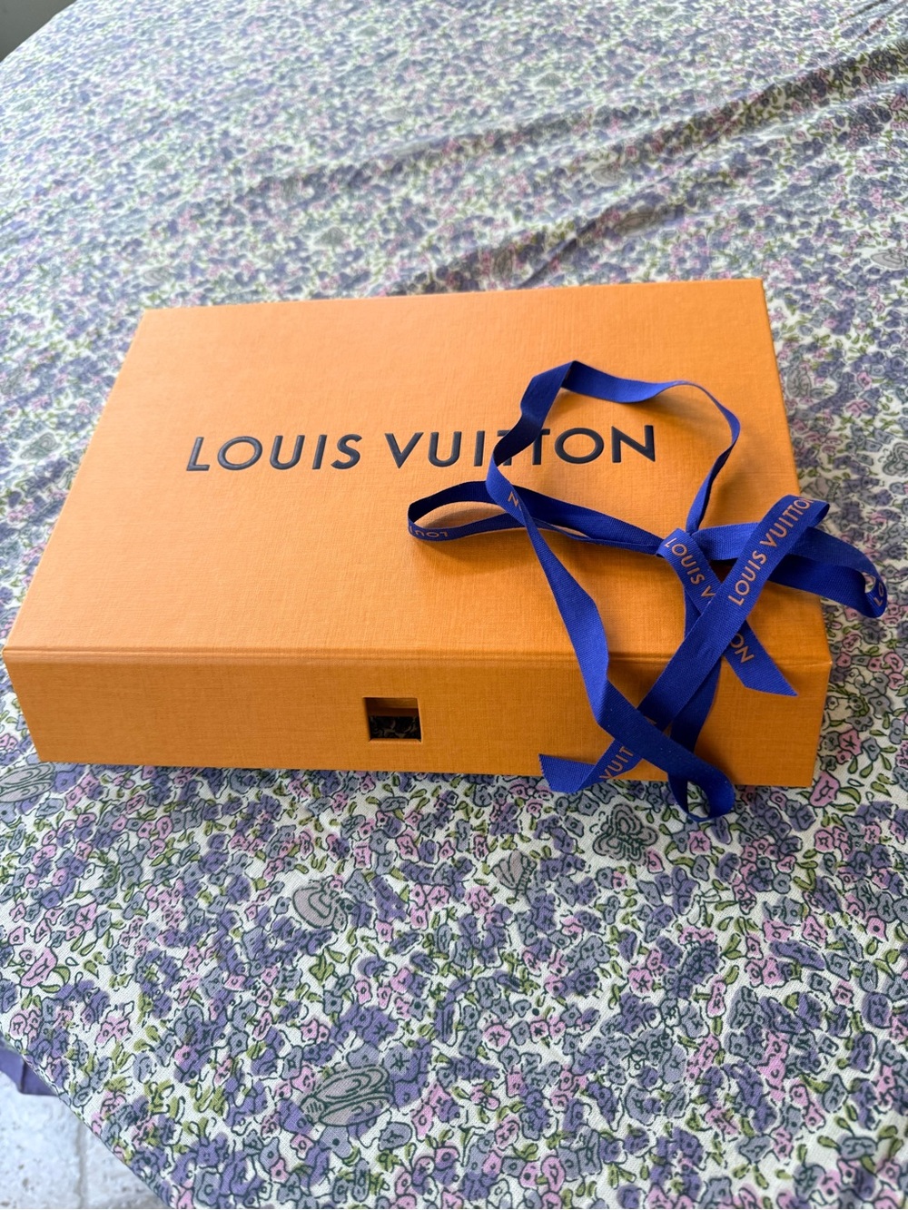 Louis Vuitton NWT Strap and Trunk Square Silk Scarf. Bought Paris April. Box - Picture 5 of 15